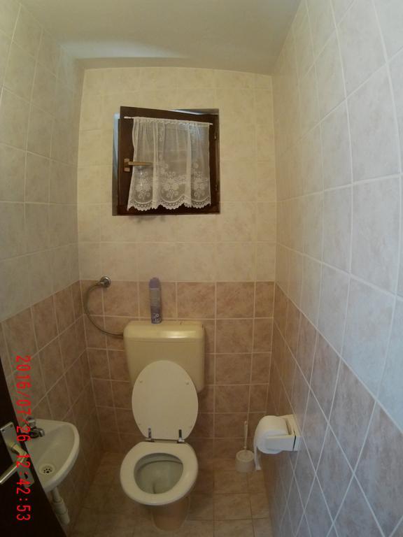 Apartman Luburic Pinezići Exterior foto